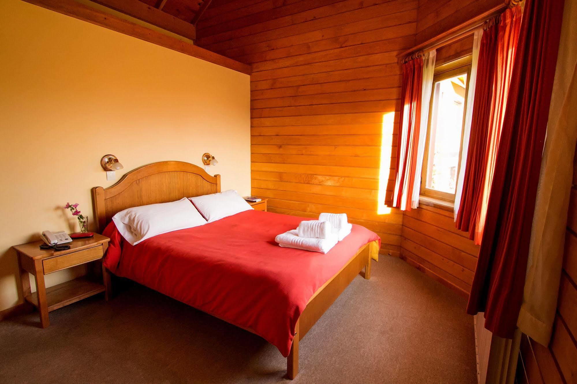 Linda Vista Apart Hotel El Calafate Bagian luar foto